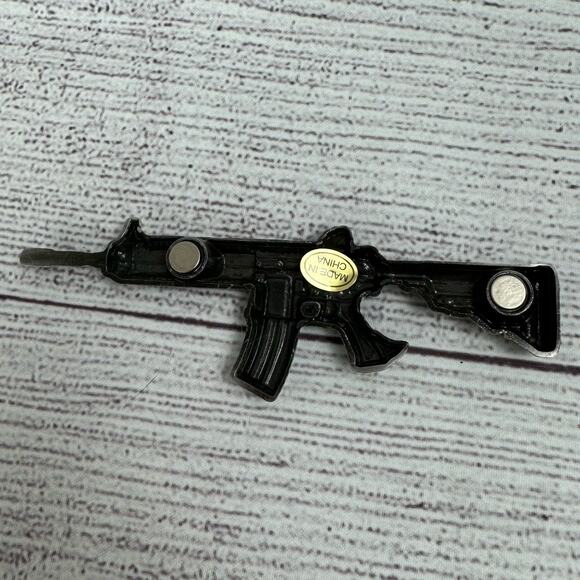 Las Vegas, Nevada AR-15 Rifle 4.5" Refrigerator Magnet - Picture 4 of 4